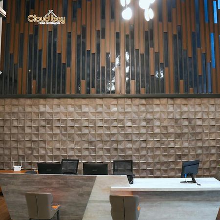 Hotel Cloud Bay Manjeri エクステリア 写真
