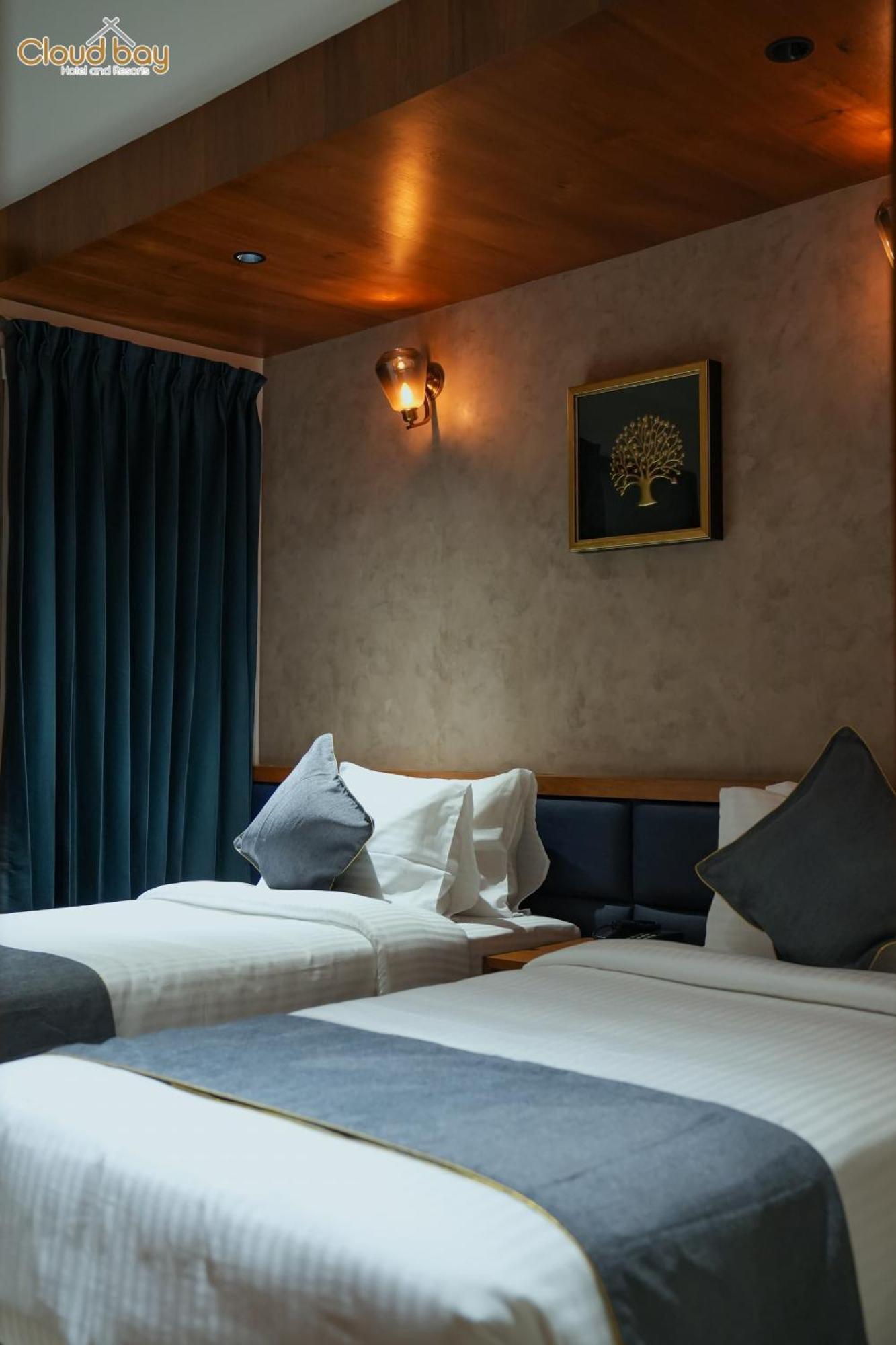 Hotel Cloud Bay Manjeri エクステリア 写真